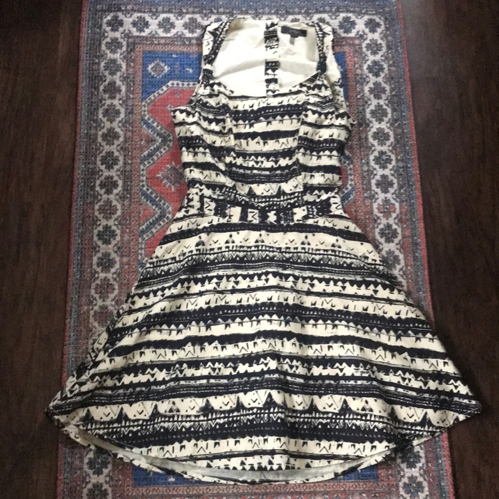 Jessica Simpson Patterned Dress